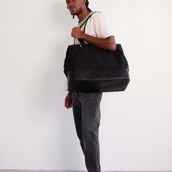 BÉIS The Weekender bag in Black - Picture 4 of 15